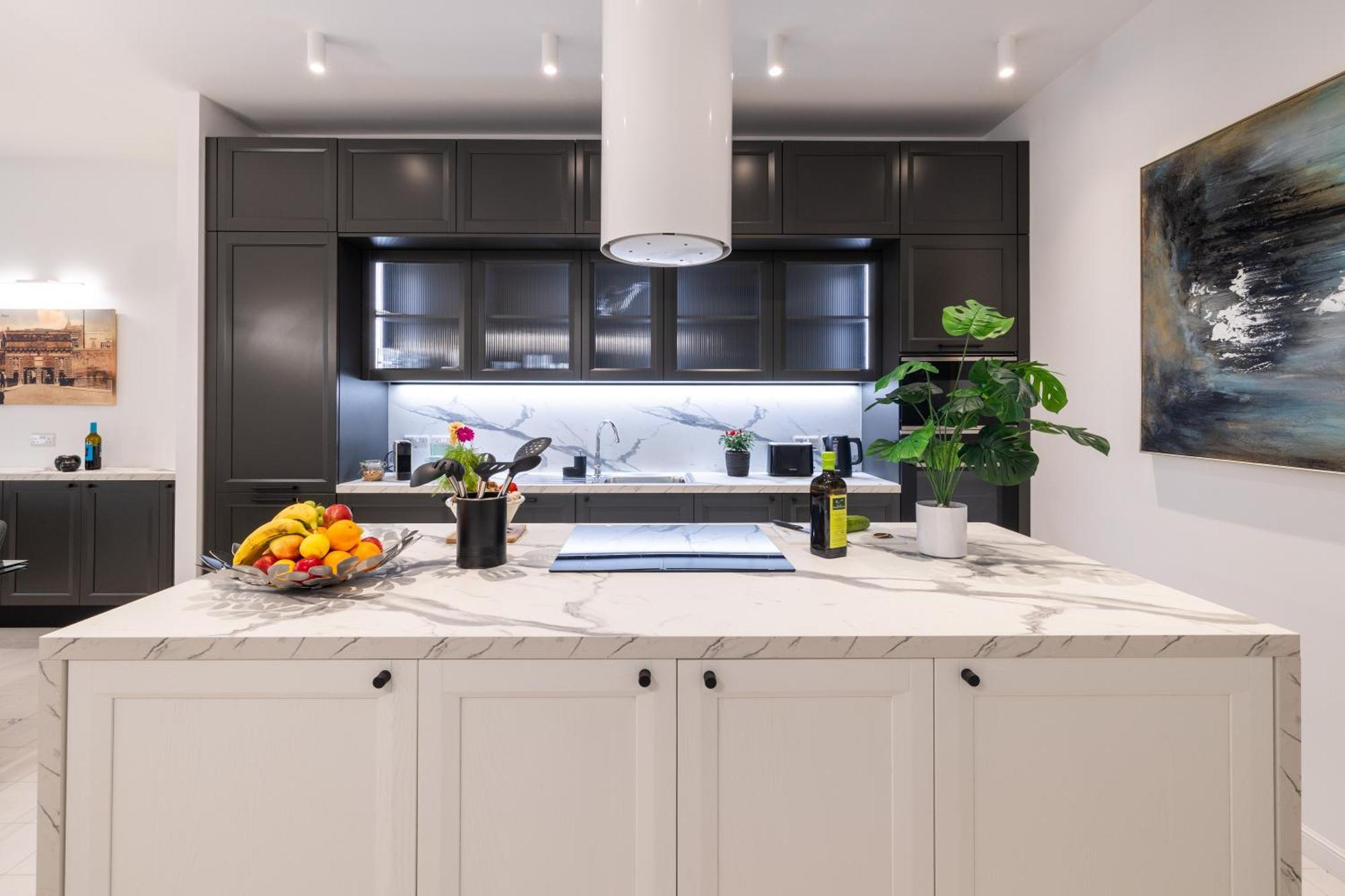 Apartment Brand New! Boutique Style *